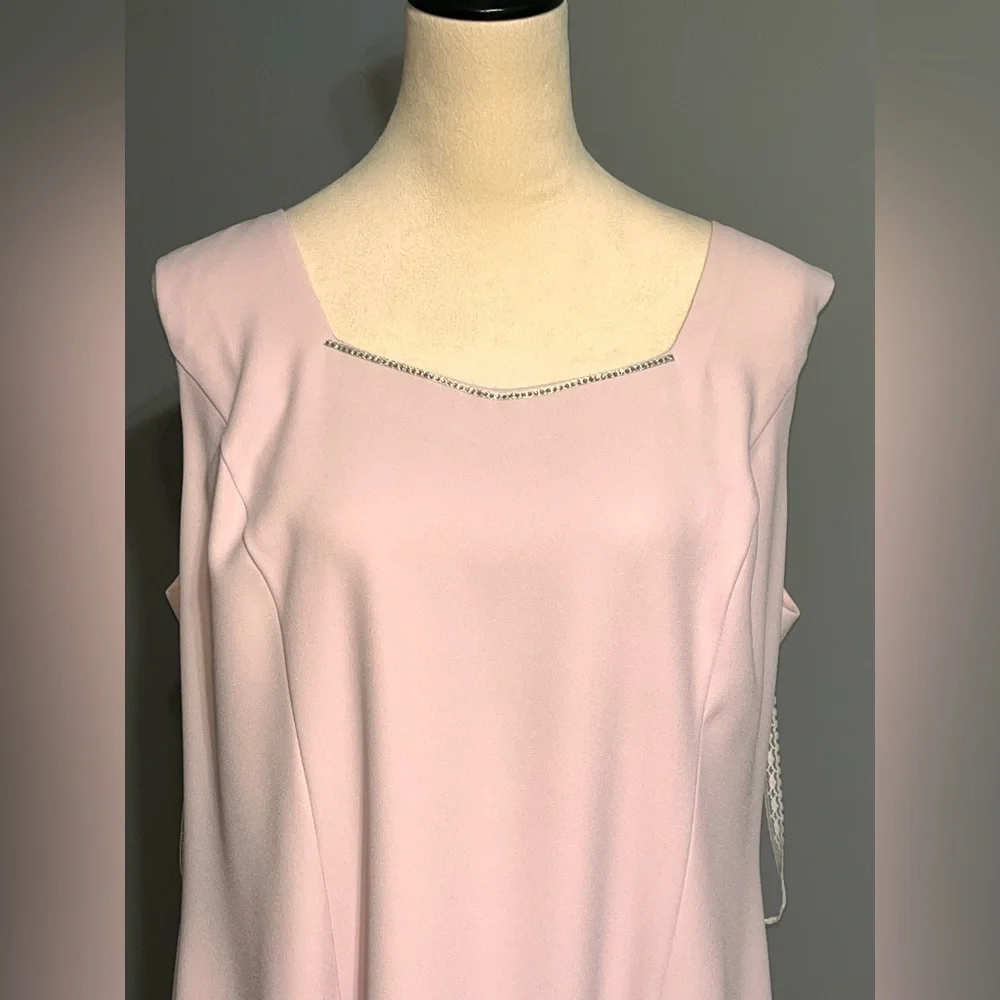 Marsoni Elegant Light Pink Skirt Suit with Silver Accents size 18 - Picture 8 of 10